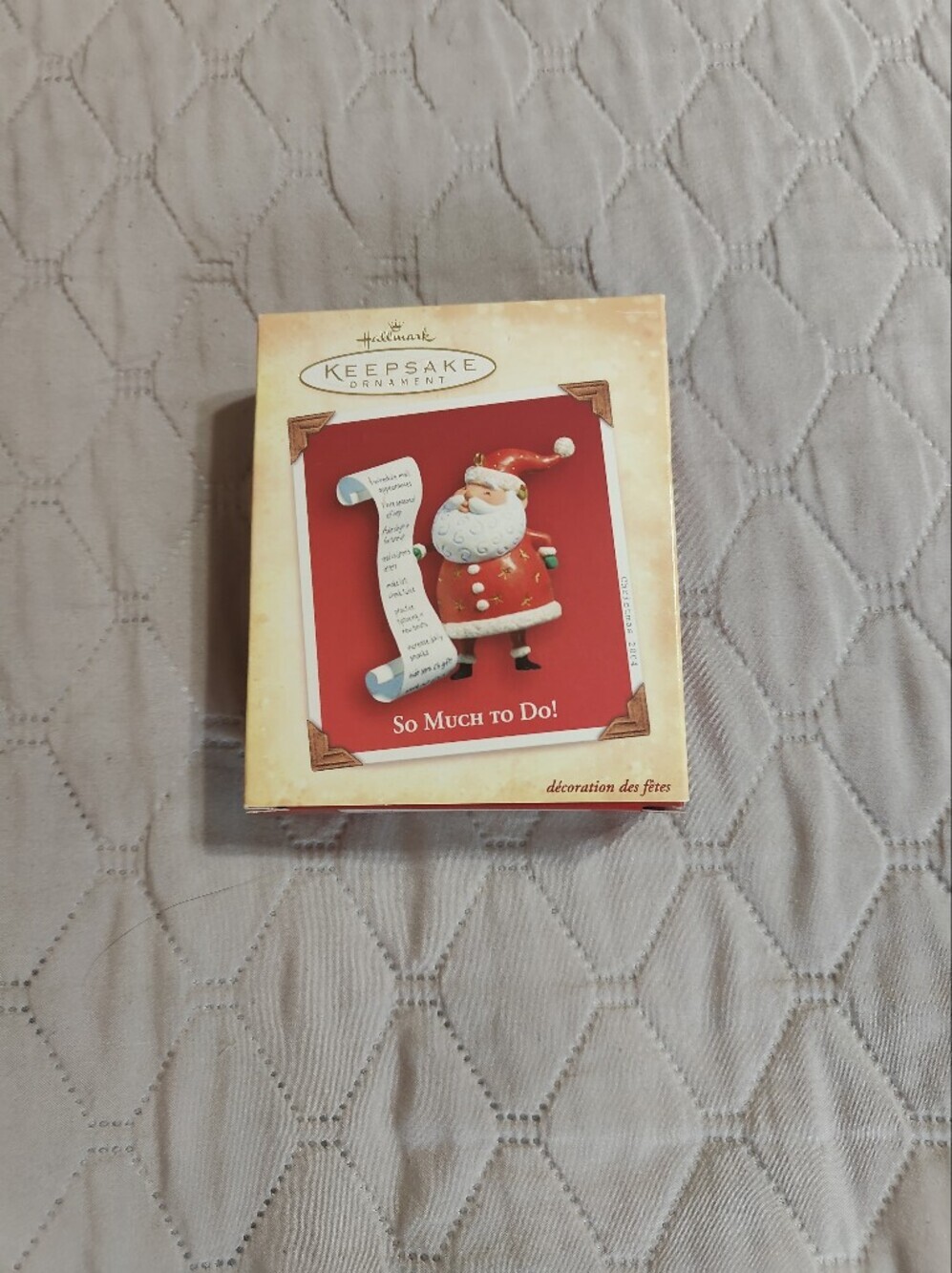 Hallmark Keepsake Christmas Ornament 2004 "So much to Do!!" Santa NWT - Picture 2 of 3